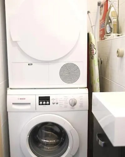 Modern & Bright 1br Flat Апартаменты