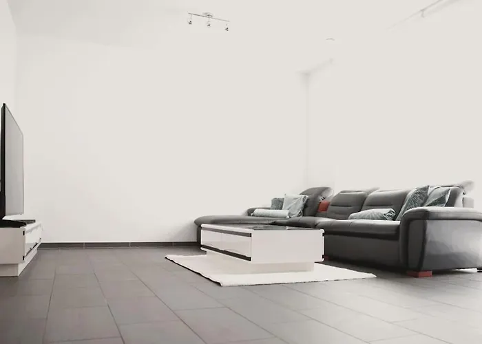 Modern & Bright 1br Flat Apartment