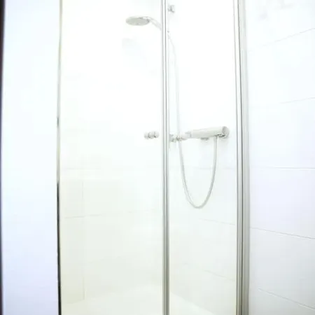 Modern & Bright 1br Flat * Lüksemburg